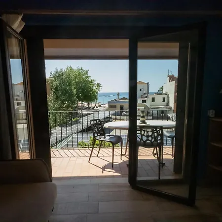 291 Isard 2 4 Apto Junto A La Playa Apartmán