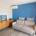 291 Isard 2 4 Apto Junto A La Playa Apartment *
